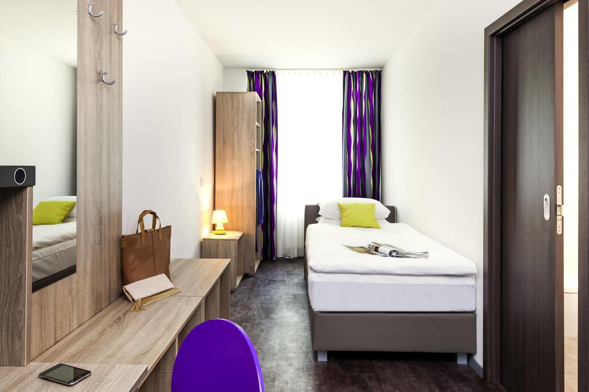 Hotel Ibis Styles Arnsberg Sauerland Exterior foto