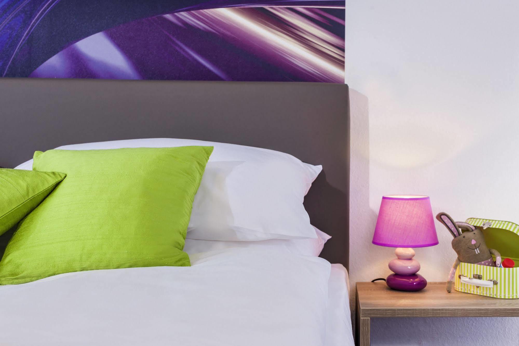 Hotel Ibis Styles Arnsberg Sauerland Exterior foto