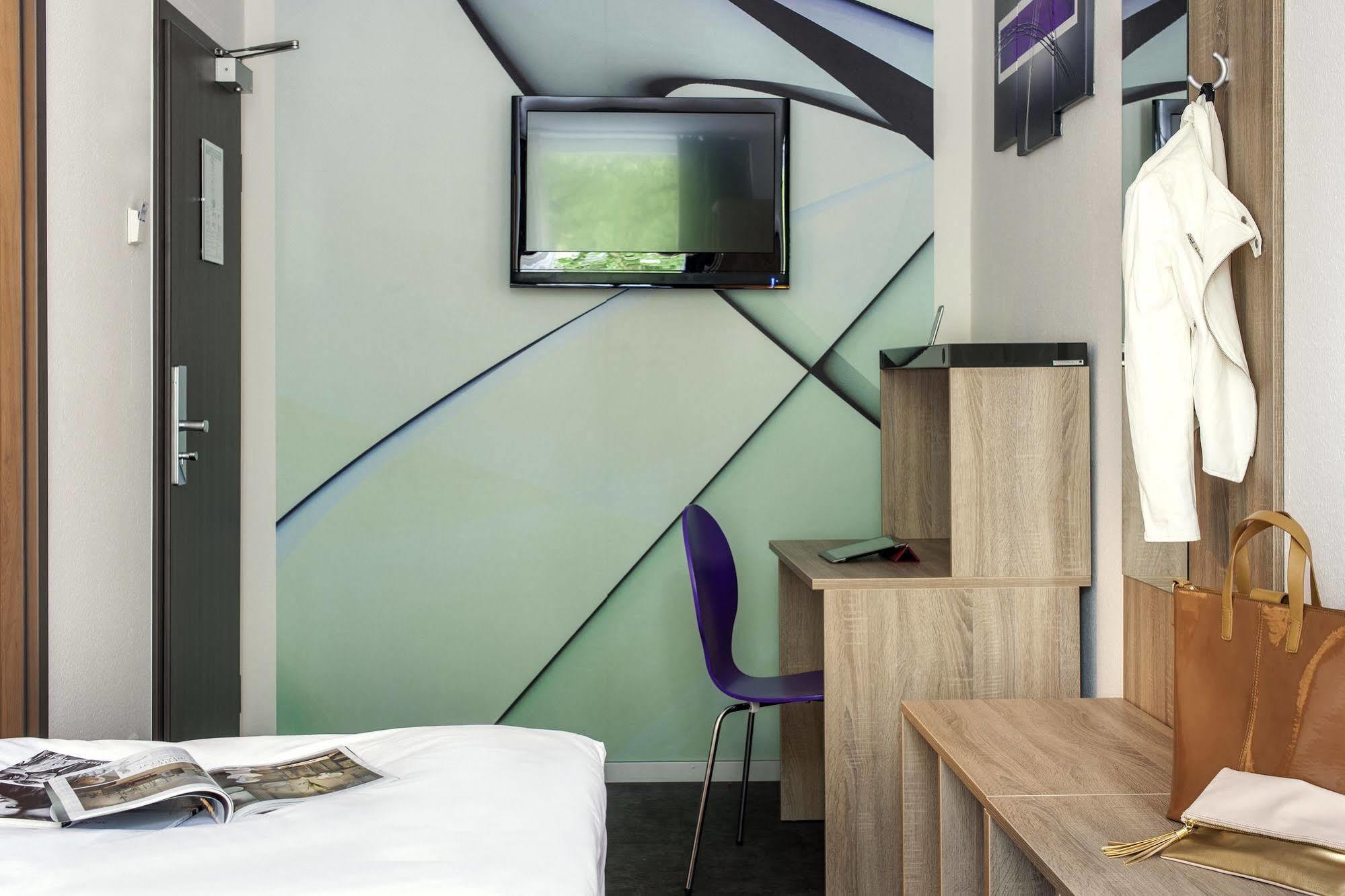 Hotel Ibis Styles Arnsberg Sauerland Exterior foto
