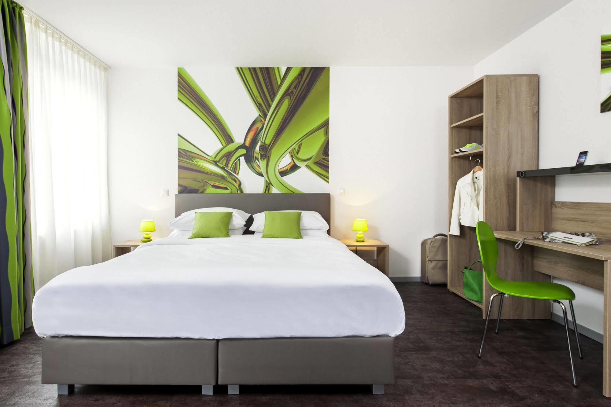 Hotel Ibis Styles Arnsberg Sauerland Exterior foto